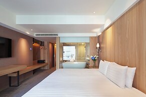 CHECK inn SELECT - Taipei NeiHu