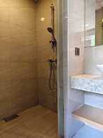 CHECK inn SELECT - Taipei NeiHu