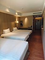 CHECK inn SELECT - Taipei NeiHu