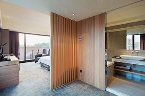 CHECK inn SELECT - Taipei NeiHu