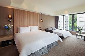 CHECK inn SELECT - Taipei NeiHu