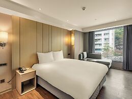 CHECK inn SELECT - Taipei NeiHu