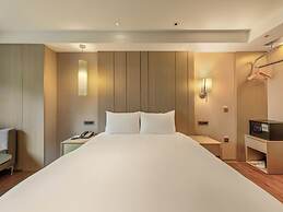 CHECK inn SELECT - Taipei NeiHu
