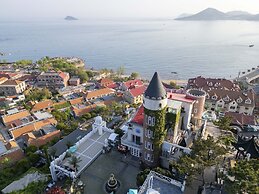 Laoshan Swan Castle Vacation Garden B&B