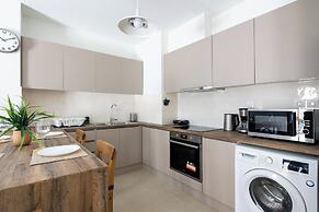 Astrea 1- Bedroom Apartment in Athens