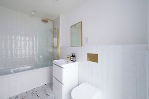 VESTO Brighton