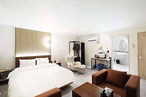 Casa Incanto Hotel in Gumi