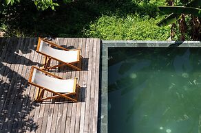 Scarlet Pavilion Homestay