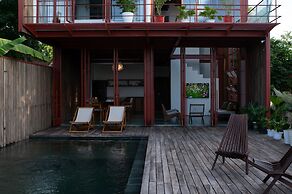 Scarlet Pavilion Homestay