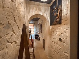 Flora Stone House