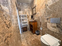 Flora Stone House