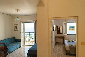 Beachfront Panorama Aprtmnt - Kythira Seafront Gem
