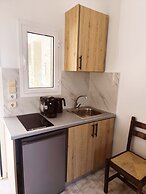 Beachfront Panorama Aprtmnts - Kythira Seaside Gem