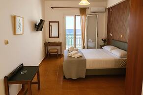 Beachfront Panorama Apartm - Kythira Seaside Gem