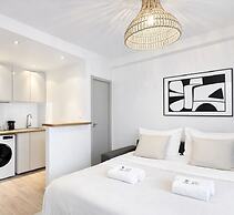 2067 Raynouard
