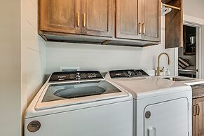 14 Mi to Mammoth Cave NP: Spacious Family Home