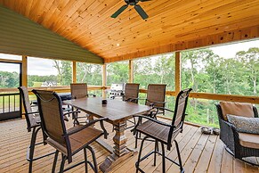14 Mi to Mammoth Cave NP: Spacious Family Home