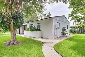 5 Mi to Beach: Group Getaway w/ Yard in Miami