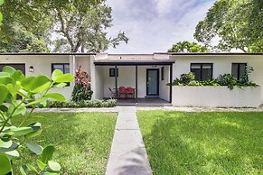 5 Mi to Beach: Group Getaway w/ Yard in Miami