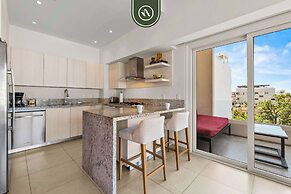 Amazing 1 BR Condo in Romantic Zone - Rooftop Pool