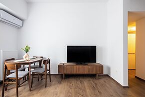 Alex's 2-Bedroom Apartment in Athens