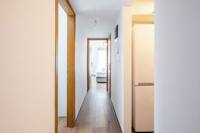 Alex's 2-Bedroom Apartment in Athens