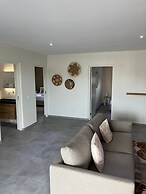 Apartment Serena, Mambo Beach