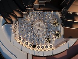 Qlusive Hotel