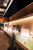 Qlusive Hotel