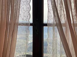 Apartment - Sleeps 2, Balcony & Parking