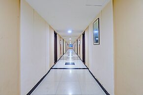 Fabhotel The Royal Plaza