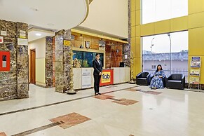 Fabhotel The Royal Plaza