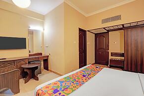 Fabhotel The Royal Plaza