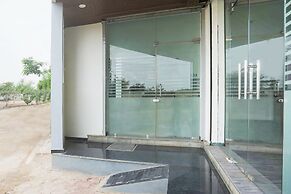 Fabhotel Lake Vista