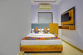 Fabhotel Nidhivan Palace
