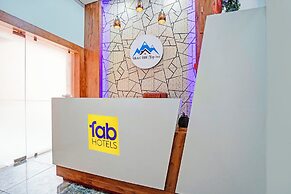 Fabhotel Hill Top Inn