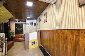Fabhotel Buland Plaza