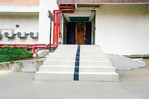 Fabhotel Sarah Inn