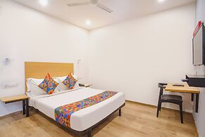 Fabhotel Cinco