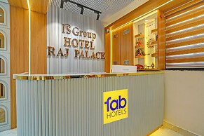 Fabhotel Raj Palace I