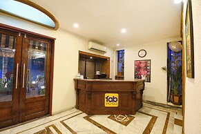 Fabhotel Siris 18