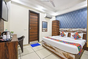 RECONNECT SUITES