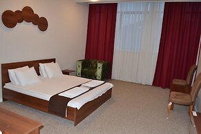 Arena Hotel Yardimli