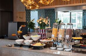 Byland World Hotel
