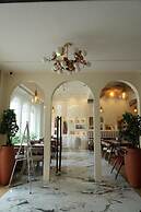 Hotel TAAR TANGERINE