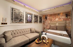 REN PLUS SUİTES OTEL