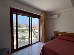 Hotel Lungomare 3 Stelle