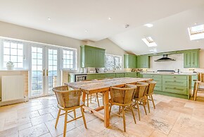 Underhill House