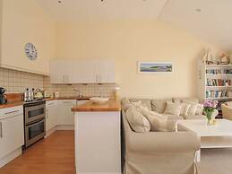 9 Slipway Cottages