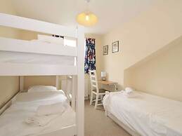 9 Slipway Cottages